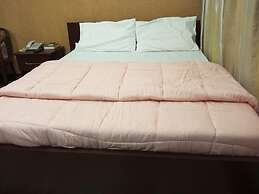 Howard Lodgings and Leisure