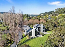 Kaitahi Chef's Table & Lodge