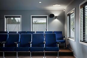 Kaitahi Chef's Table & Lodge