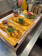 Kaitahi Chef's Table & Lodge