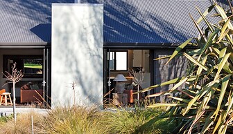 Kaitahi Chef's Table & Lodge