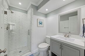 Forest Beach Villa 2 BDR for 6