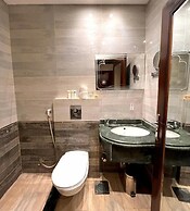 Al Fouad Palace Pyramids View