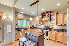Pet-friendly Columbia Falls Home w/ Gas Grill!