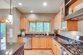 Pet-friendly Columbia Falls Home w/ Gas Grill!