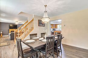 Lake & Pool Access: Albrightsville Home w/ Porch!