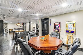 Lake & Pool Access: Albrightsville Home w/ Porch!