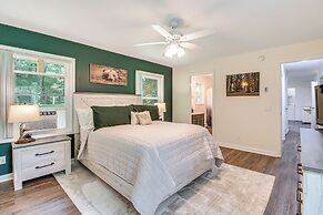 Lake & Pool Access: Albrightsville Home w/ Porch!