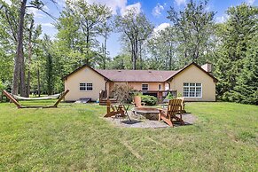 Hot Tub + Fire Pit: Pocono Summit Home!