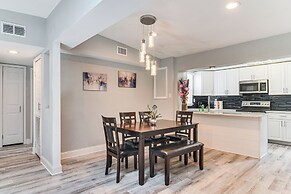 Updated Seminole Home w/ Pool - 7 Mi to Beach!