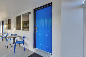 2 Mi to Ocean: Dog-friendly Hallandale Beach Condo