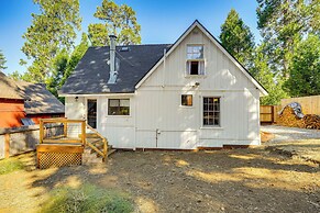 Hike, Ski & Fish: Charming Cabin in Twain Harte!