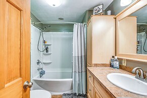 Picturesque Phoenix Vacation Home on Oswego River!