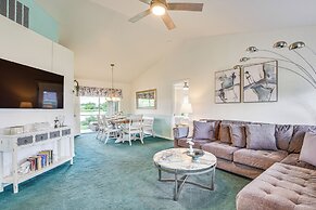 Lakefront Venice Home: 4 Mi to Manasota Key Beach!