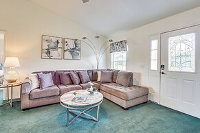 Lakefront Venice Home: 4 Mi to Manasota Key Beach!