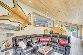 Bigfork Cottage w/ Hot Tub ~ 6 Mi to Flathead Lake