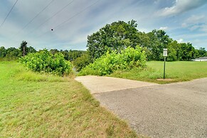 Flippin Vacation Rental: Walk to White River!