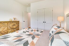 Flippin Vacation Rental: Walk to White River!