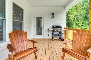 Flippin Vacation Rental: Walk to White River!