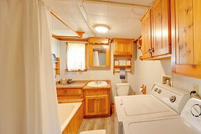 Pet-friendly Mcalester Home w/ Lake Eufaula Access