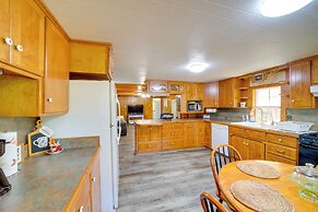 Pet-friendly Mcalester Home w/ Lake Eufaula Access