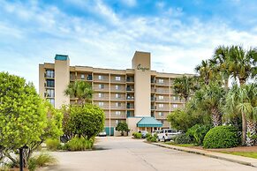 Breezy Orange Beach Condo w/ Balcony + Water View!