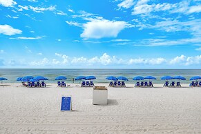 Breezy Orange Beach Condo w/ Balcony + Water View!