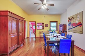 Walk to Highland Park: Artsy Pittsburgh Retreat!