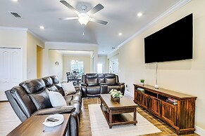 4 Mi to Golf: Gem w/ Pool & Lanai in Cape Coral