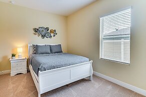 4 Mi to Golf: Gem w/ Pool & Lanai in Cape Coral