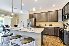 4 Mi to Golf: Gem w/ Pool & Lanai in Cape Coral