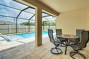 4 Mi to Golf: Gem w/ Pool & Lanai in Cape Coral