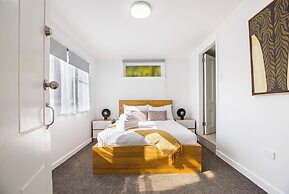Riches Serendipity Home with Parking
