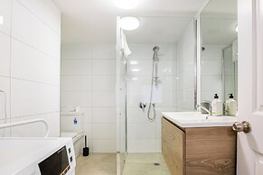 Riches Serendipity Home with Parking