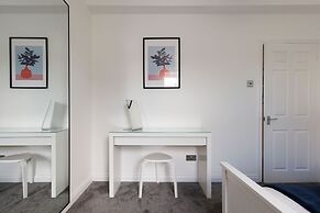 Two bed Apartment With Sea Views in Bognor Regis