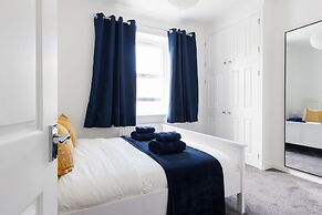 Two bed Apartment With Sea Views in Bognor Regis