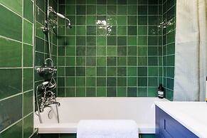 Enchanting 4BD Cottage Lodge Nr Eartham Wood