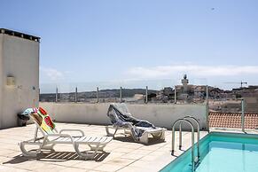 Sunrise - Com Vista Para a Vila