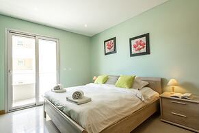 Sunrise - Com Vista Para a Vila