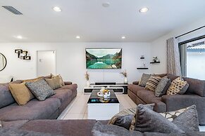 FoxStays Private Resort