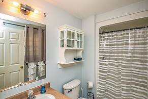 Your Perfect Blend Of Views, Hot Tub, And Fun! 3 Bedroom Home by RedAw