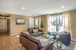 Your Perfect Blend Of Views, Hot Tub, And Fun! 3 Bedroom Home by RedAw