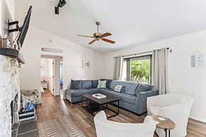 Port Orange Vacation Home 3 Bedroom Home by RedAwning