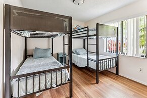 Port Orange Vacation Home 3 Bedroom Home by RedAwning