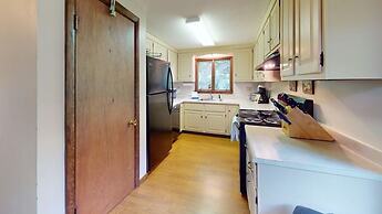 Dean Hill Chalet Brought to you by GetAway Vacations