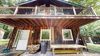 Dean Hill Chalet Brought to you by GetAway Vacations
