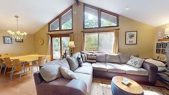 Dean Hill Chalet Brought to you by GetAway Vacations