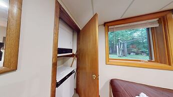 Dean Hill Chalet Brought to you by GetAway Vacations