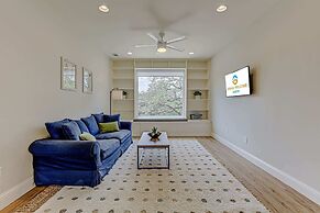 Rooftop Deck w/ City Views!