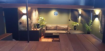 B&B Euphrate Houseboat